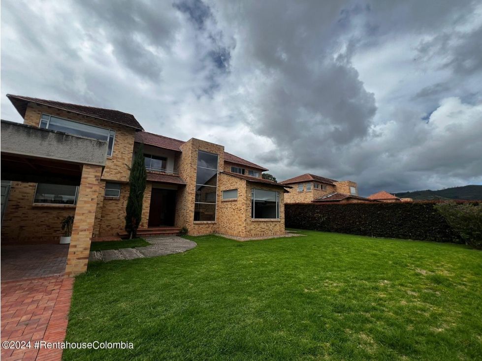 Casa en venta Cundinamarca Cajicá Cajica 376 m2 Habitaciones 4 Baños 5 Garajes 4 Precio $3200000000