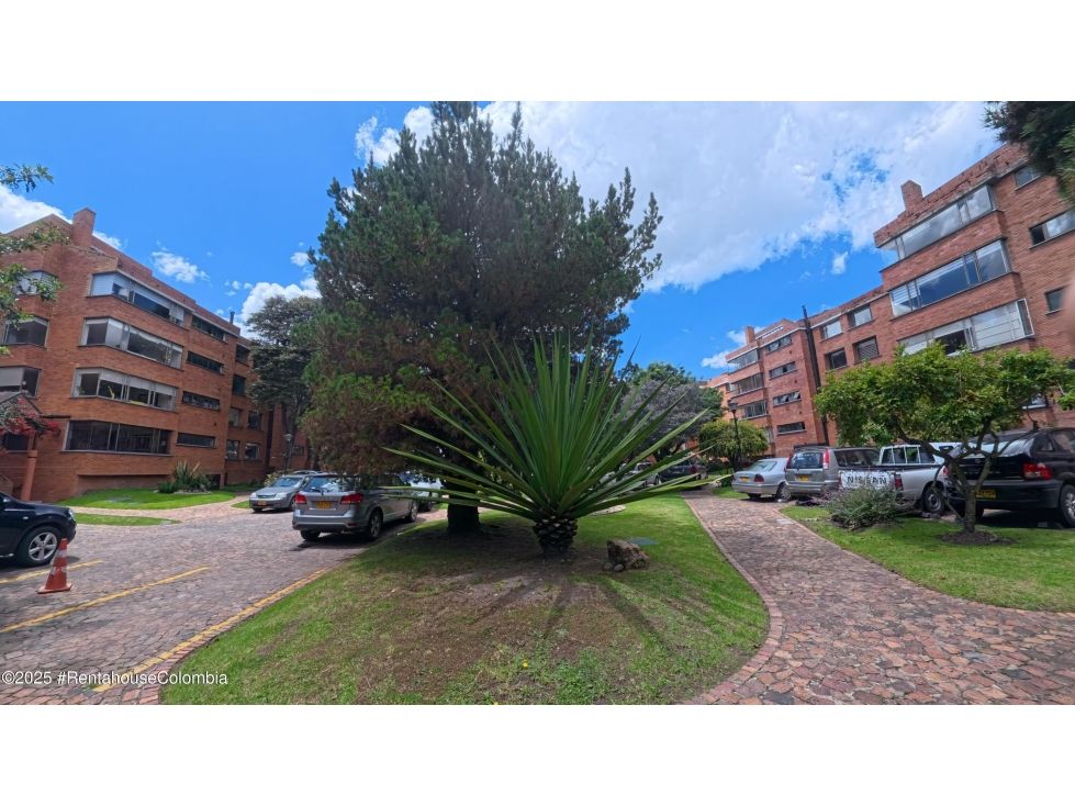Apartamento en venta Cundinamarca Bogotá Ub Santa Coloma 150 m2 Habitaciones 3 Baños 3 Garajes 1 Precio $774000000