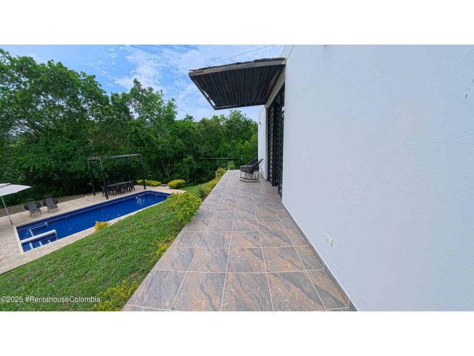 Casa en venta Cundinamarca Apulo Apulo 90 m2 Habitaciones 3 Baños 2 Garajes 5 Precio $380000000