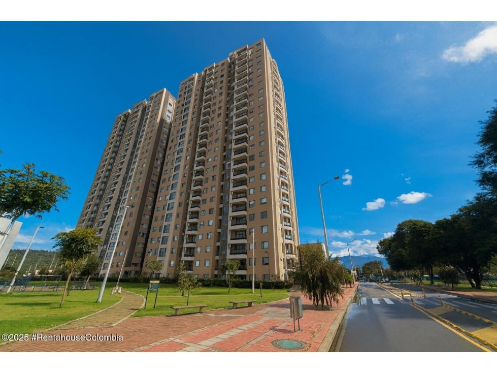 Apartamento en venta Cundinamarca Bogotá San Jose V Sector 81 m2 Habitaciones 2 Baños 2 Garajes 1 Precio $650000000