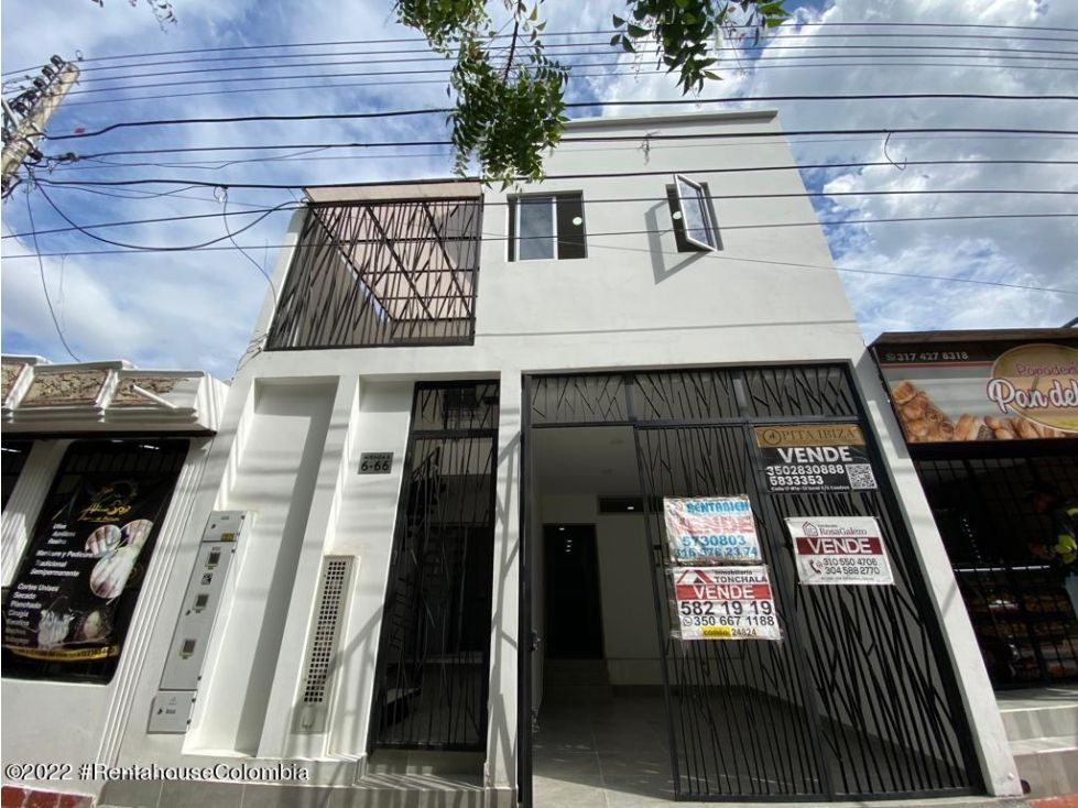 Casa en venta Norte De Santander Cúcuta Cúcuta 206 m2 Habitaciones 6 Baños 4 Garajes 2 Precio $750000000