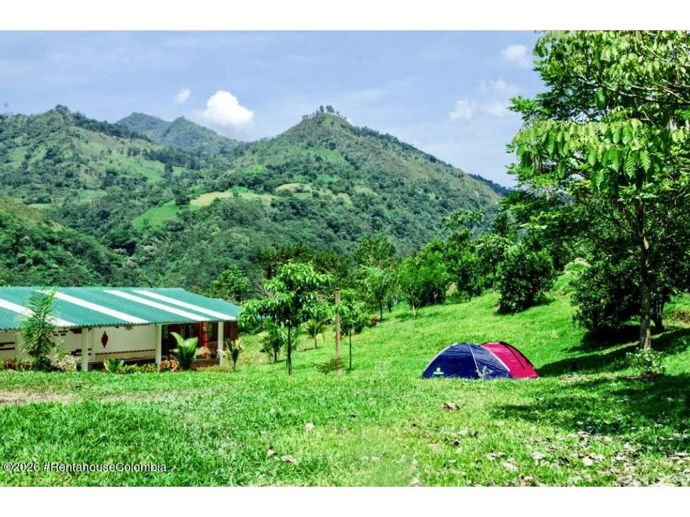 Lote en venta Cundinamarca La Vega La Vega 19200 m2 Habitaciones 0 Baños 0 Garajes 0 Precio $3800000000