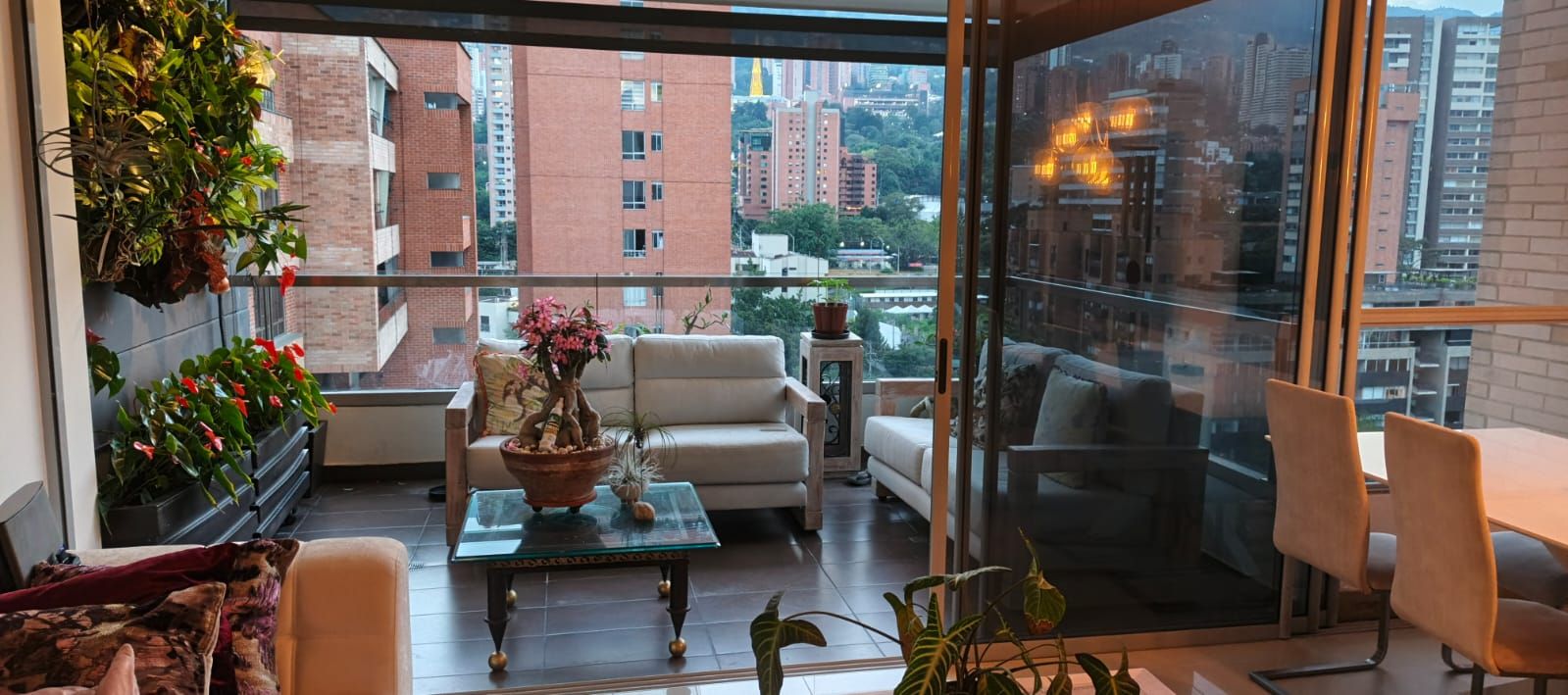 Casa en arriendo Antioquia Medellín La Florida 160 m2 Habitaciones 4 Baños 3 Garajes 3 Precio $12000000