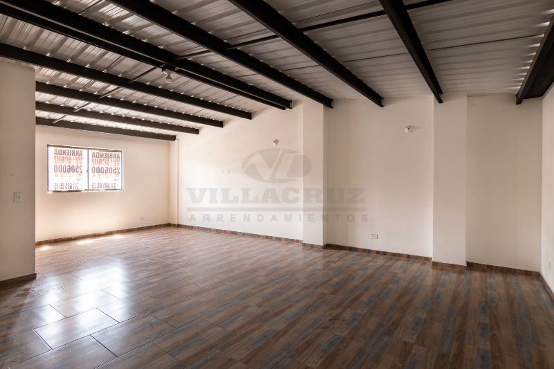 Local en arriendo Antioquia Medellín La Francia 45 m2 Habitaciones 0 Baños 1 Garajes 0 Precio $1250000