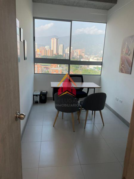 Oficina en venta Antioquia Sabaneta Manuel Restrepo 40 m2 Habitaciones 0 Baños 1 Garajes 1 Precio $330000000