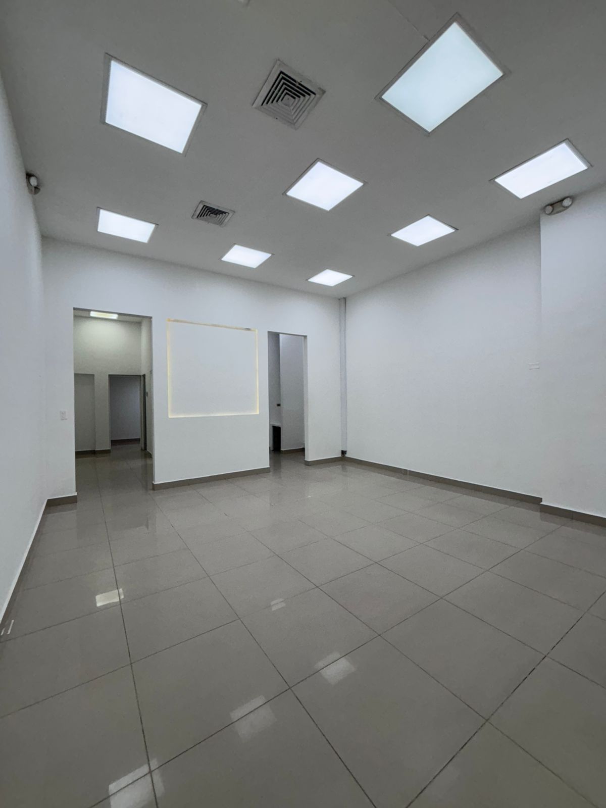 Local en arriendo Santander Floridablanca Cañaveral 400 m2 Habitaciones 0 Baños 1 Garajes 0 Precio $8600000