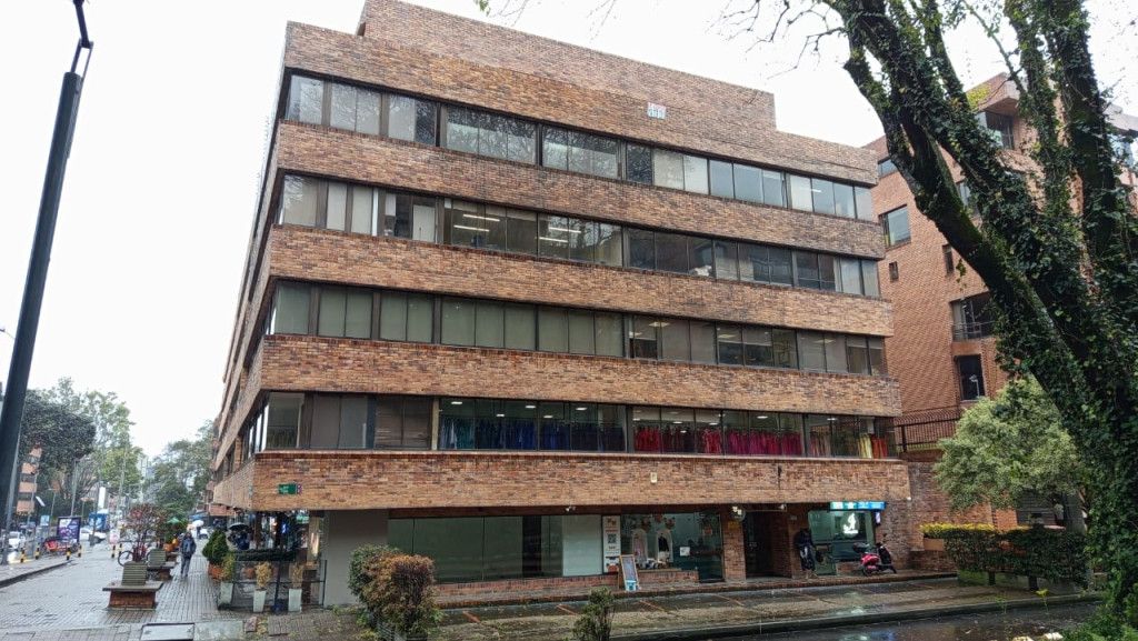 Oficina en venta Cundinamarca Bogotá Chico 47 m2 Habitaciones 0 Baños 1 Garajes 1 Precio $320000000