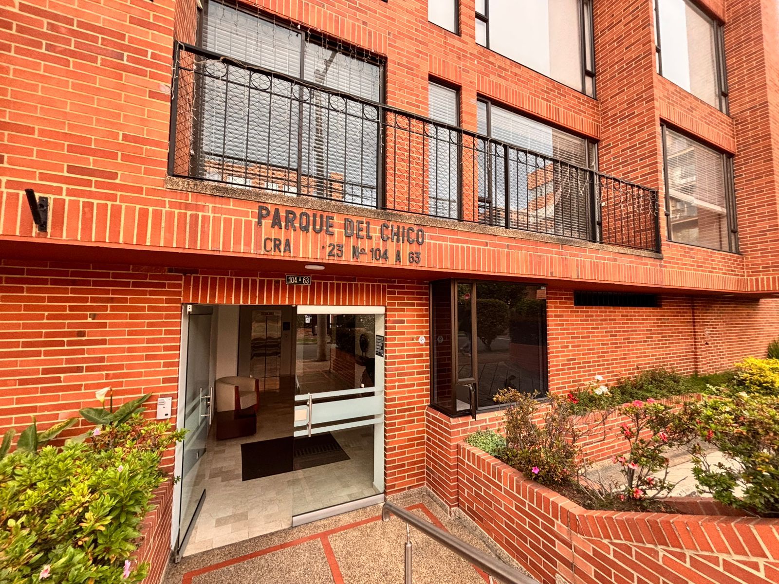 Apartamento en venta Cundinamarca Bogotá Santa Bibiana 100 m2 Habitaciones 3 Baños 4 Garajes 2 Precio $800000000