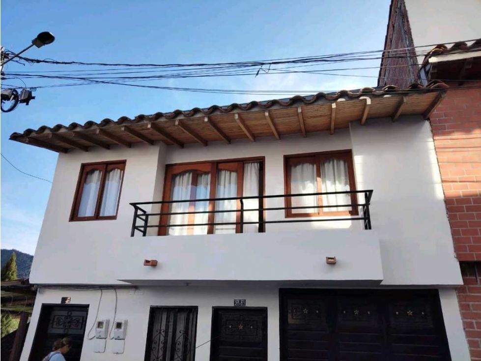 Casa en venta Antioquia El Carmen De Viboral El Centro 120 m2 Habitaciones 3 Baños 2 Garajes 0 Precio $400000000