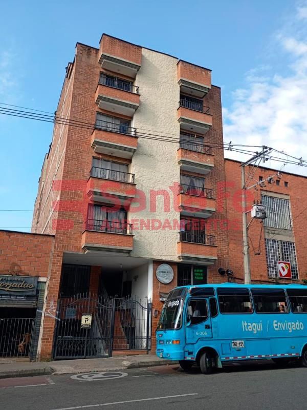 Apartamento en arriendo Antioquia Envigado San Marcos 77 m2 Habitaciones 3 Baños 2 Garajes 1 Precio $3000000