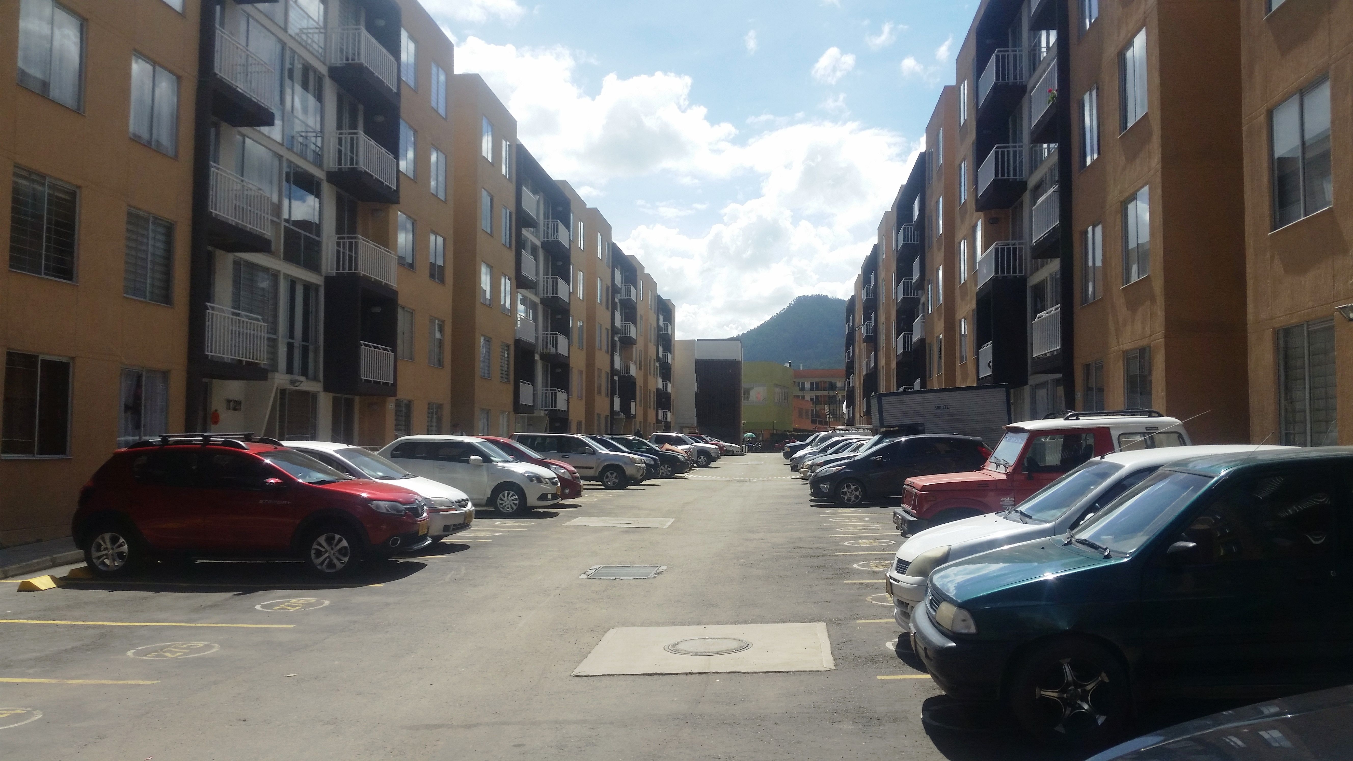 Apartamento en arriendo Cundinamarca Zipaquirá Los Cedros 65 m2 Habitaciones 3 Baños 2 Garajes 1 Precio $1050000