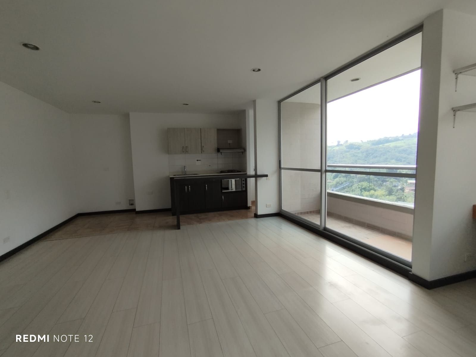 Apartamento en arriendo Antioquia La Estrella Quebrada Grande 72 m2 Habitaciones 2 Baños 2 Garajes 1 Precio $2300000