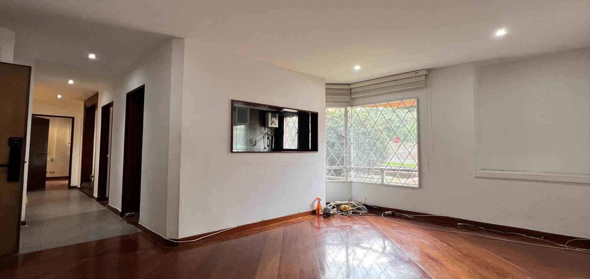 Apartamento en arriendo Cundinamarca Bogotá Atenas 68 m2 Habitaciones 2 Baños 2 Garajes 1 Precio $2900000