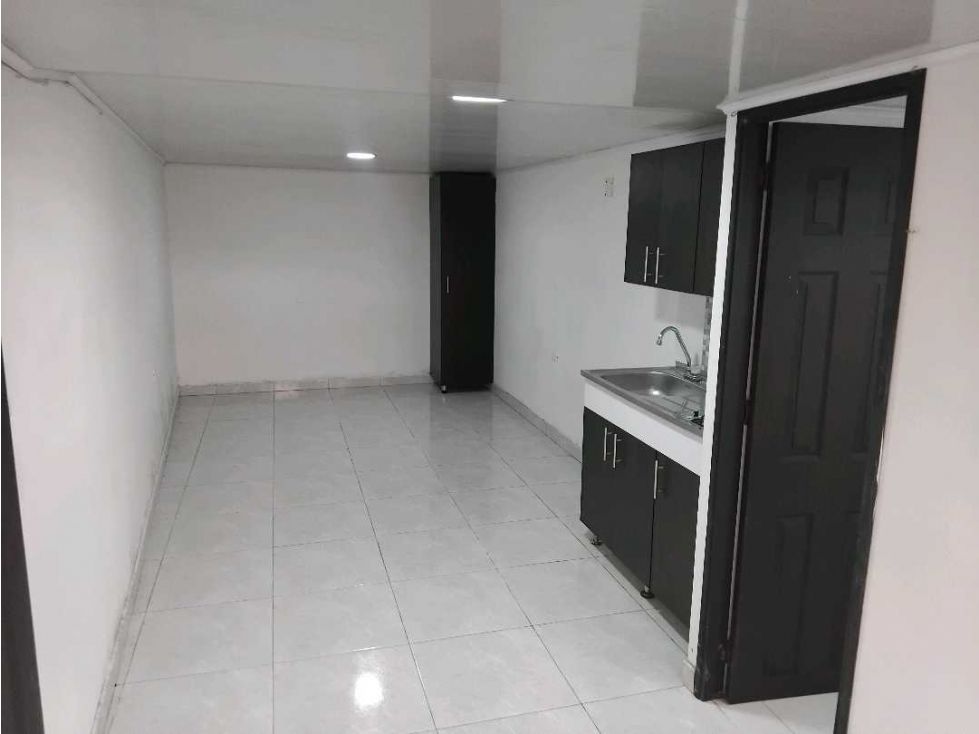 Apartaestudio en arriendo Caldas Manizales La Rambla 30 m2 Habitaciones 1 Baños 1 Garajes 0 Precio $800000