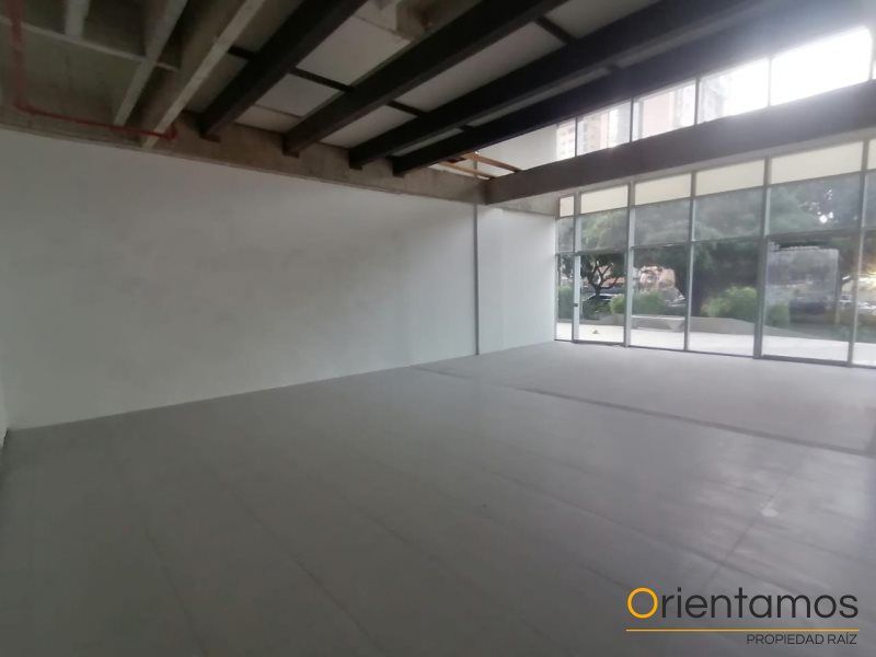 Oficina en arriendo Antioquia Envigado Primavera 515 m2 Habitaciones 0 Baños 2 Garajes 3 Precio $34497050