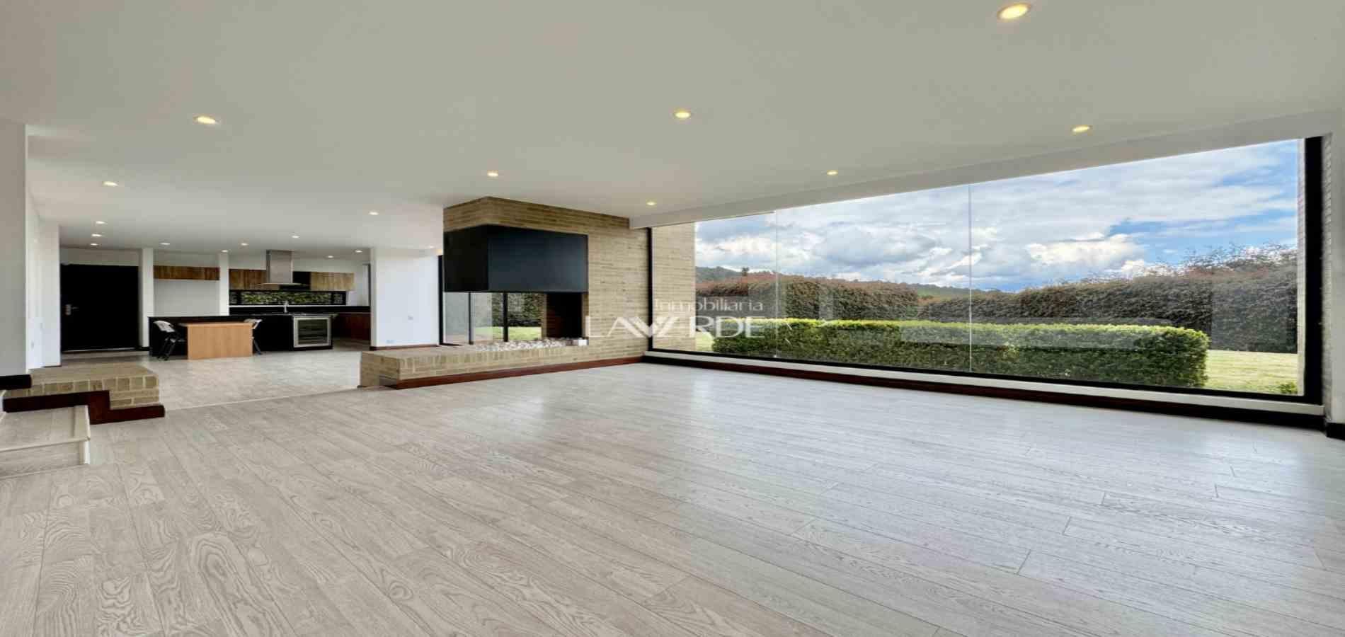 Casa en venta Cundinamarca Sopó Sopó 500 m2 Habitaciones 4 Baños 5 Garajes 6 Precio $2700000000