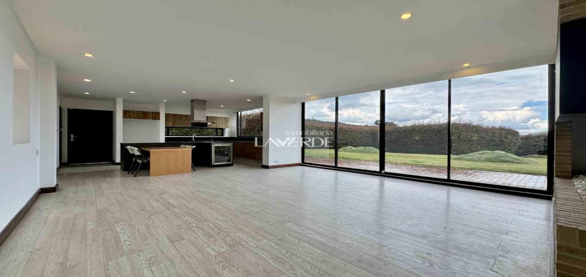 Casa en arriendo Cundinamarca Sopó Sopó 500 m2 Habitaciones 4 Baños 5 Garajes 6 Precio $13500000