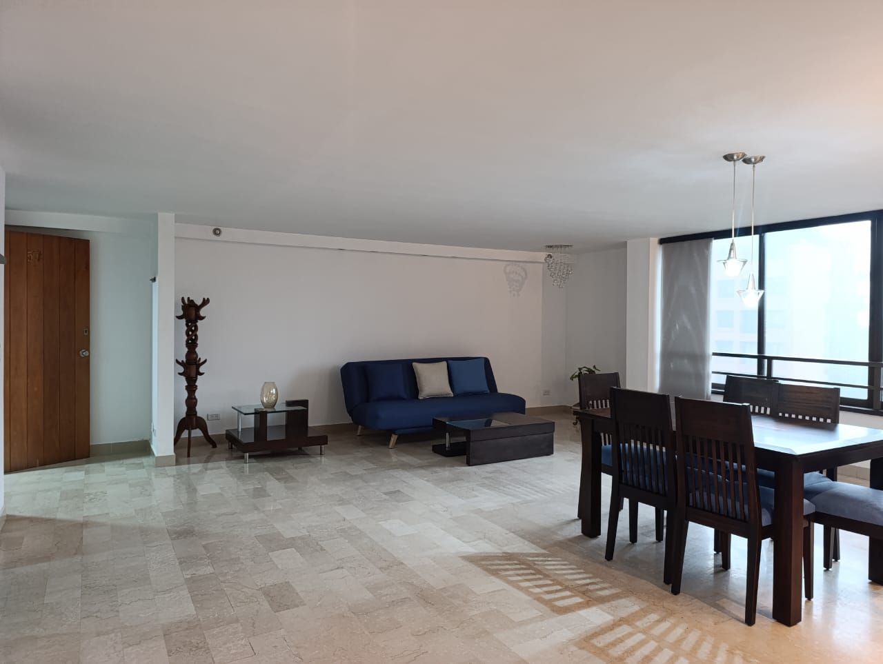 Apartamento en arriendo Antioquia Medellín Los Balsos No 1 132 m2 Habitaciones 3 Baños 2 Garajes 2 Precio $4700000