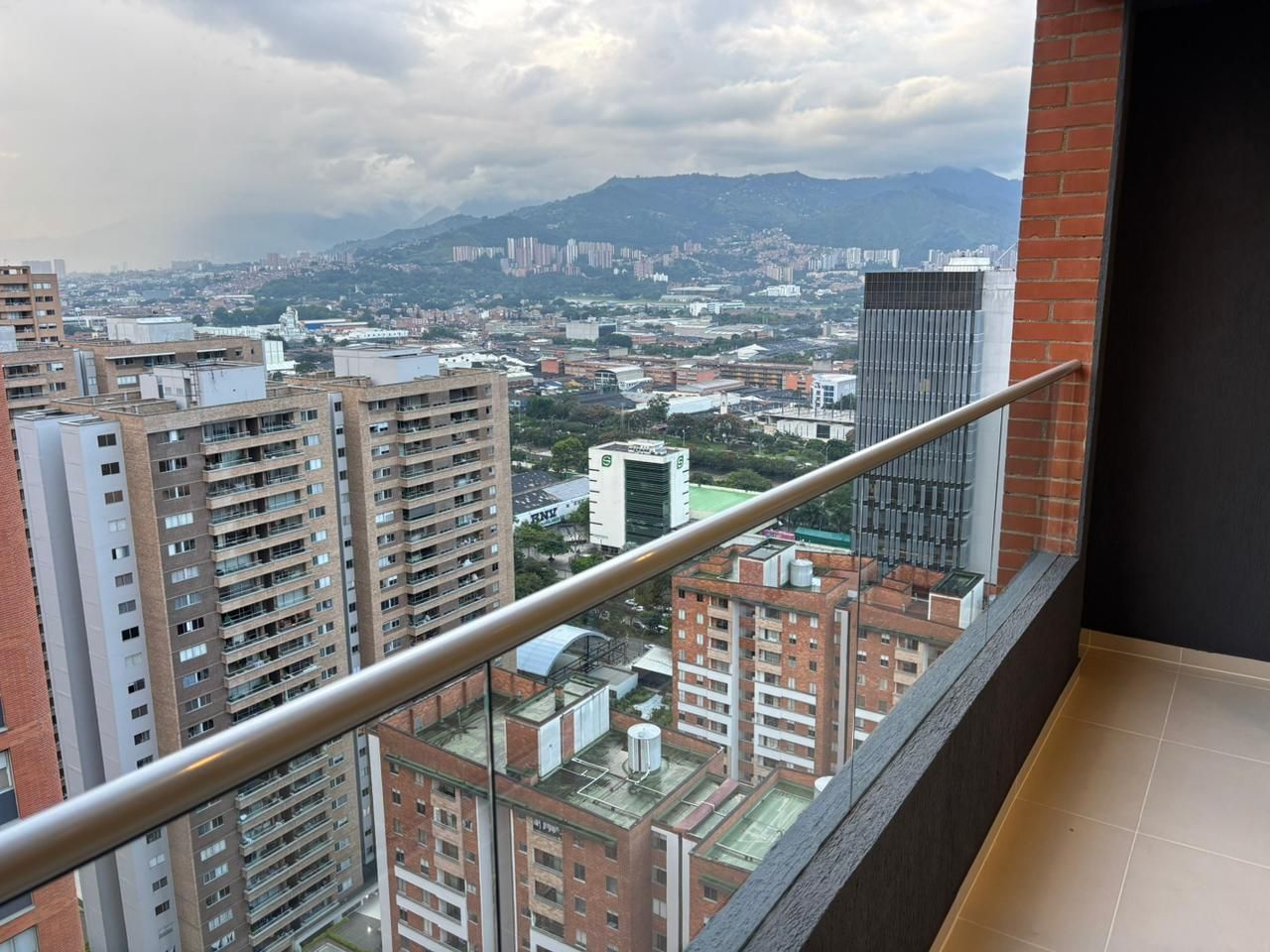 Apartamento en arriendo Antioquia Bello Santa Rita 95 m2 Habitaciones 3 Baños 3 Garajes 1 Precio $5600000