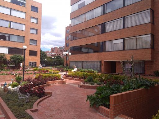 Apartamento en venta Cundinamarca Bogotá Santa Barbara Central 145 m2 Habitaciones 3 Baños 3 Garajes 1 Precio $870000000
