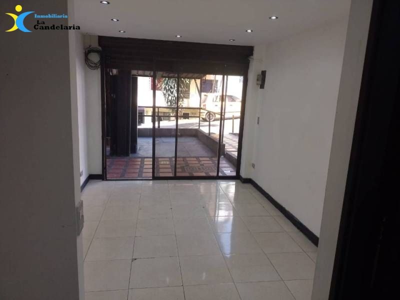Local en arriendo Antioquia Medellín San Isidro 10 m2 Habitaciones 0 Baños 1 Garajes 0 Precio $1600000