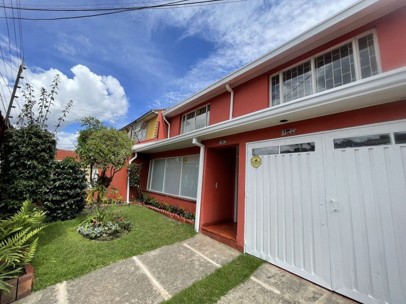 Casa en arriendo Cundinamarca Bogotá Polo Club 206 m2 Habitaciones 4 Baños 3 Garajes 1 Precio $7630000