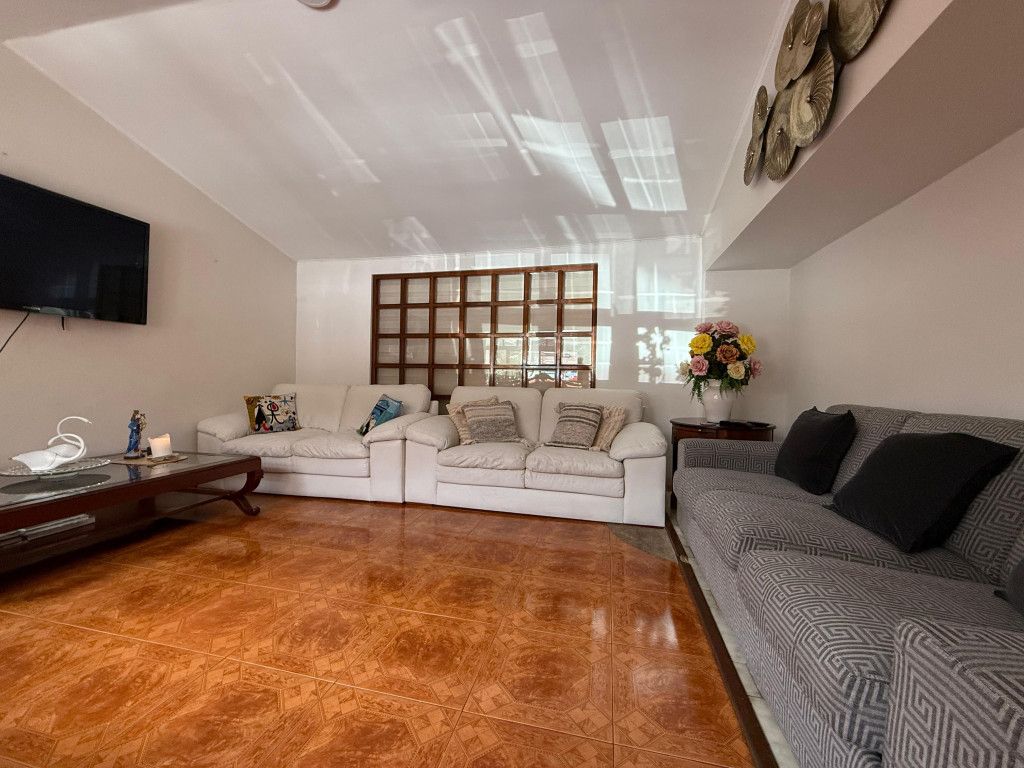 Casa en venta Cundinamarca Bogotá Mónaco 218 m2 Habitaciones 5 Baños 6 Garajes 2 Precio $1535000000