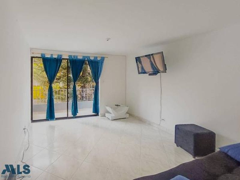 Casa en venta Antioquia Medellín Eduardo Santos 228 m2 Habitaciones 4 Baños 2 Garajes 0 Precio $400000000