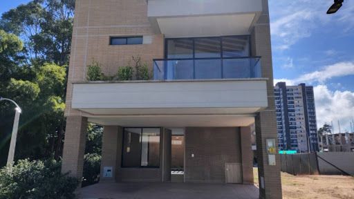 Casa en venta Antioquia Rionegro San Antonio 145 m2 Habitaciones 3 Baños 4 Garajes 2 Precio $1200000000