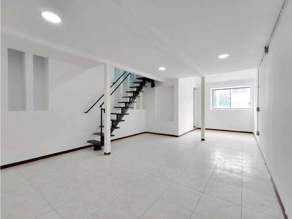 Oficina en arriendo Antioquia Envigado Pontevedra 65 m2 Habitaciones 0 Baños 1 Garajes 1 Precio $3200000