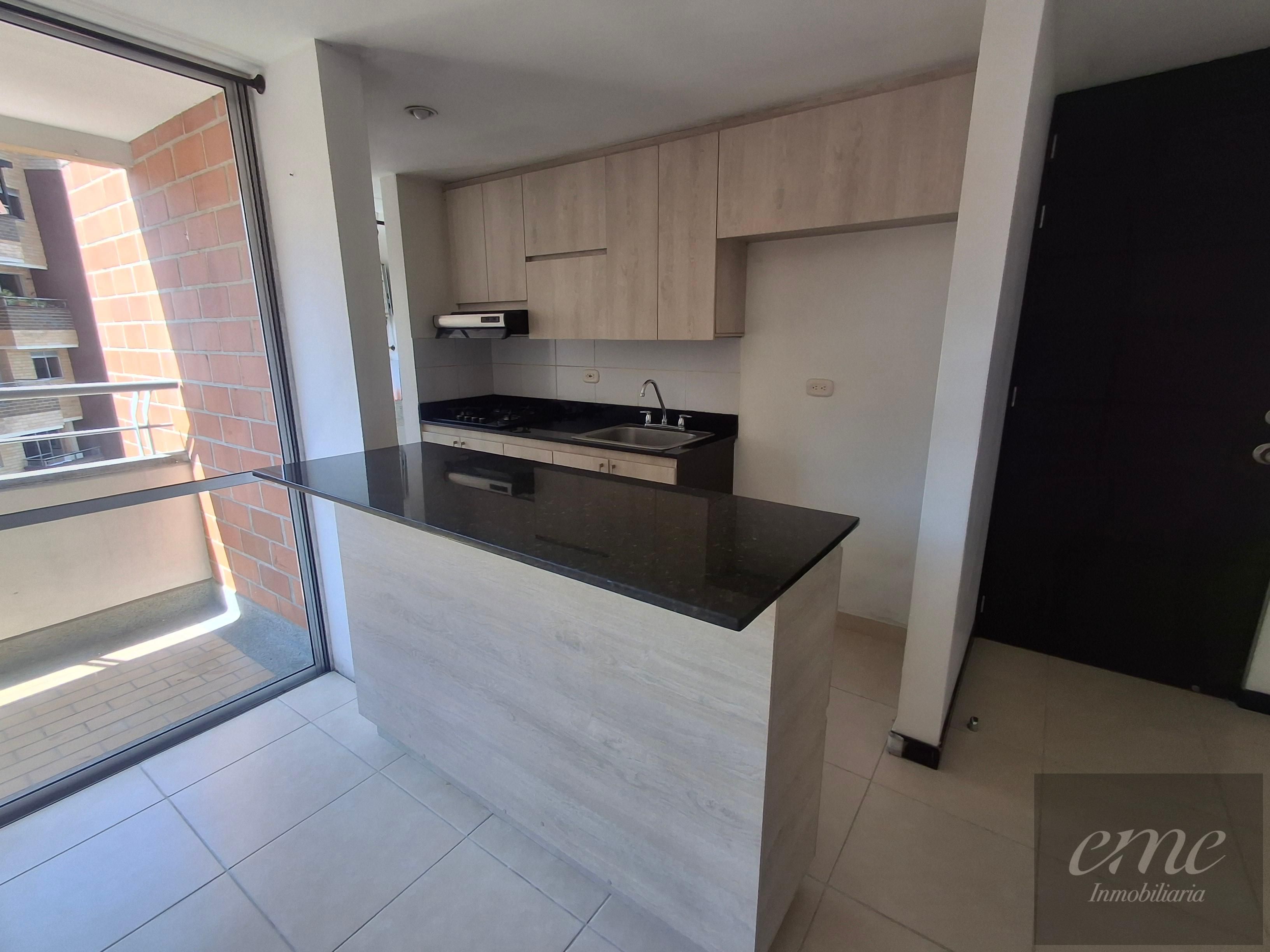 Apartamento en arriendo Antioquia Itagüí Ditaires 65 m2 Habitaciones 3 Baños 2 Garajes 1 Precio $2500000