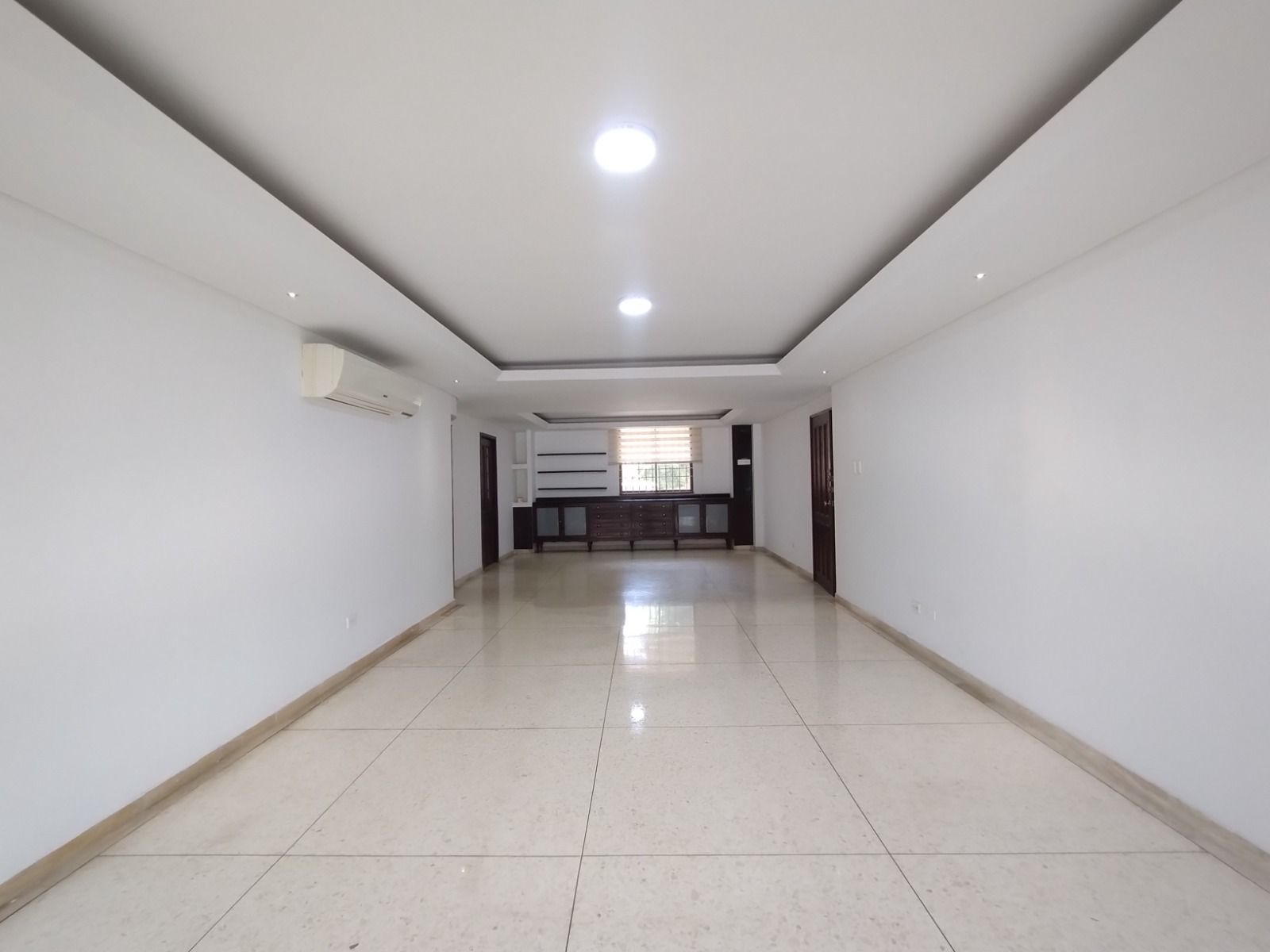 Apartamento en arriendo Atlántico Barranquilla Altos Del Prado 220 m2 Habitaciones 3 Baños 4 Garajes 2 Precio $6000000