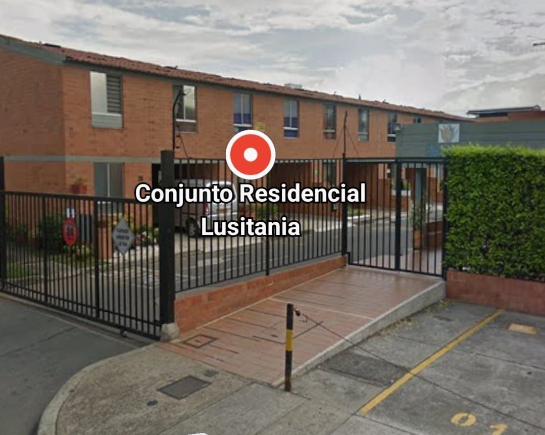 Casa en arriendo Valle Del Cauca Cali Ciudad Real 100 m2 Habitaciones 3 Baños 4 Garajes 2 Precio $2573000