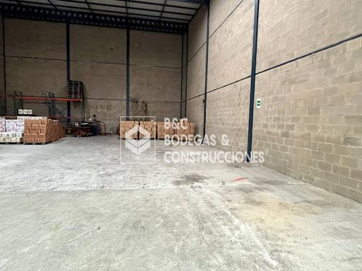 Bodega en arriendo Antioquia La Estrella La Estrella 290 m2 Habitaciones 0 Baños 2 Garajes 0 Precio $8000000