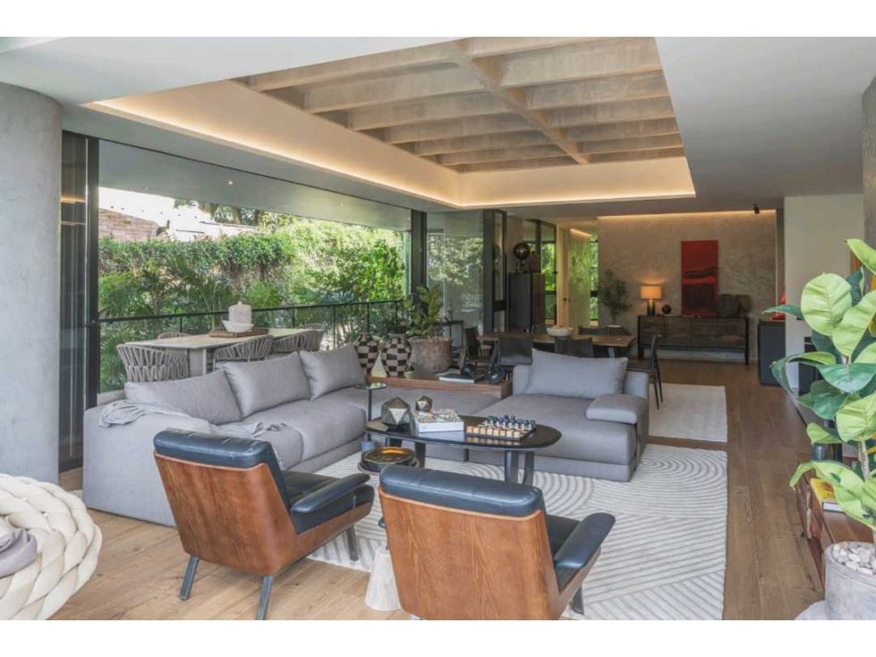 Apartamento en venta Antioquia Medellín Medellín 240 m2 Habitaciones 2 Baños 4 Garajes 3 Precio $2690000000