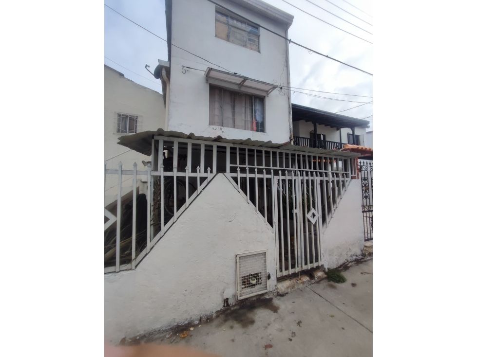 Casa en venta Santander Bucaramanga San Luis 239 m2 Habitaciones 5 Baños 4 Garajes 2 Precio $800000000