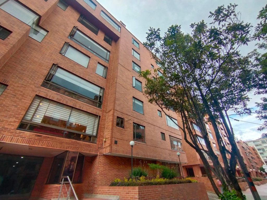 Apartamento en arriendo Cundinamarca Bogotá Chico Norte Et Iii 127 m2 Habitaciones 3 Baños 3 Garajes 2 Precio $5608103