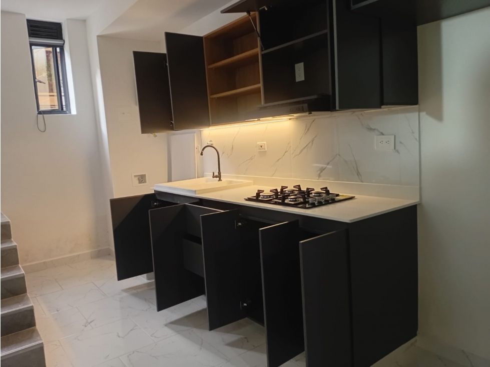 Apartaestudio en arriendo Antioquia Envigado La Paz 35 m2 Habitaciones 1 Baños 1 Garajes 0 Precio $1800000