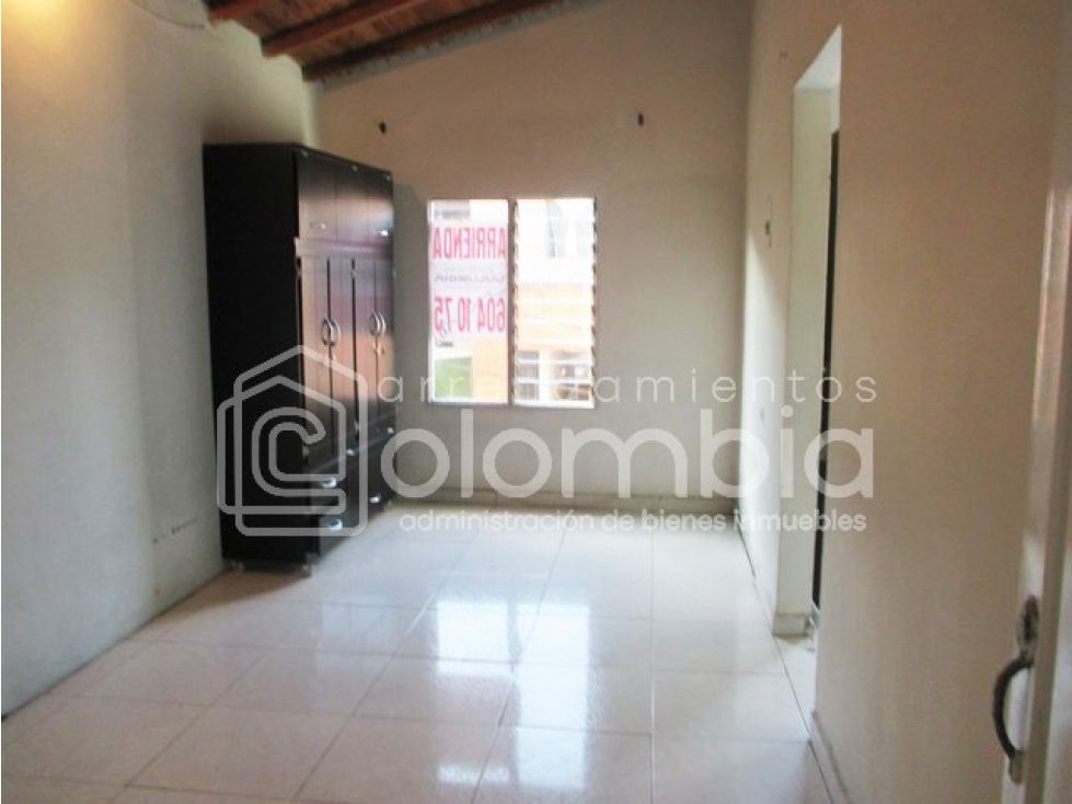 Apartaestudio en arriendo Antioquia Envigado Los Naranjos 37 m2 Habitaciones 1 Baños 1 Garajes 0 Precio $1250000