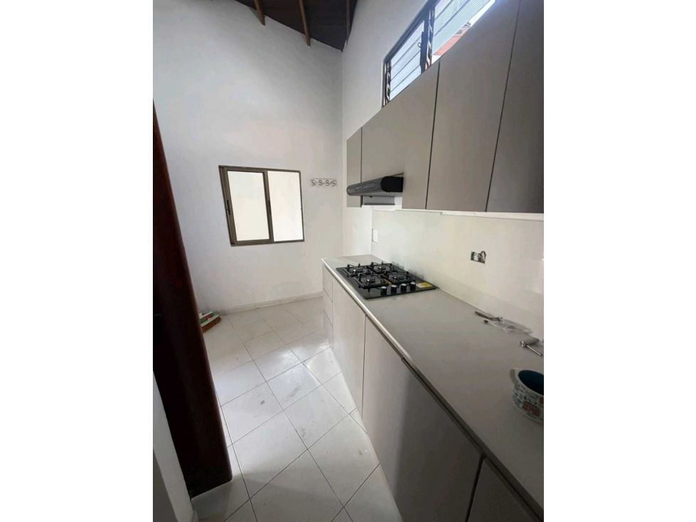 Apartamento en arriendo Antioquia Medellín Guayabal 80 m2 Habitaciones 2 Baños 2 Garajes 0 Precio $2600000