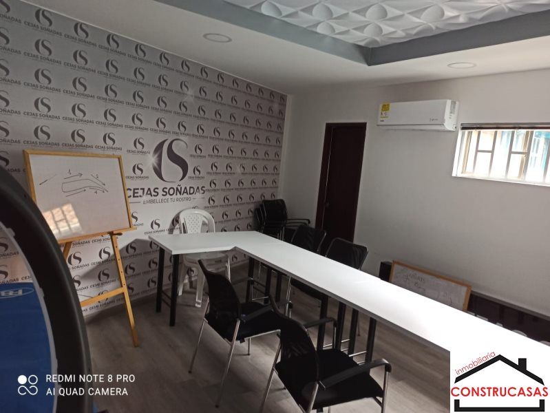 Oficina en arriendo Antioquia Medellín Las Acacias 90 m2 Habitaciones 0 Baños 2 Garajes 0 Precio $4200000