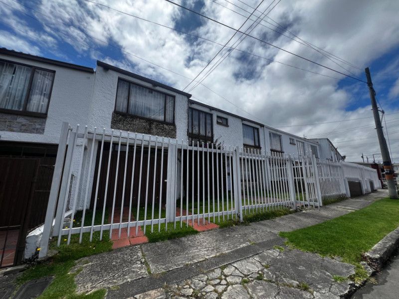 Casa en venta Cundinamarca Bogotá Potosí 276 m2 Habitaciones 4 Baños 4 Garajes 2 Precio $805000000