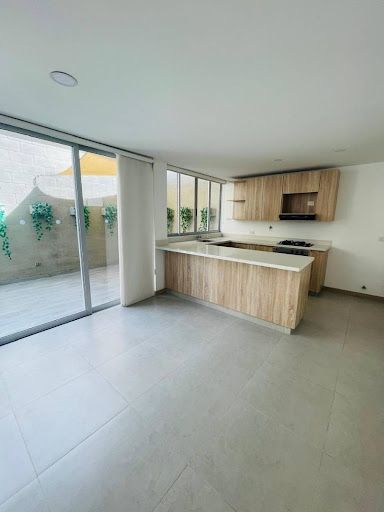 Casa en arriendo Antioquia Rionegro El Porvenir 168 m2 Habitaciones 3 Baños 4 Garajes 2 Precio $7500000