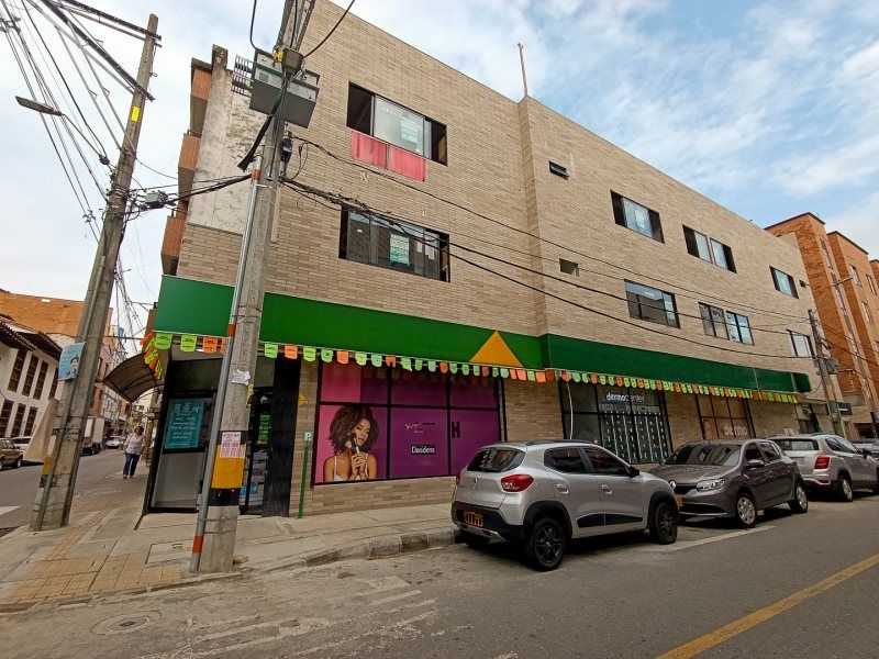 Oficina en arriendo Antioquia Medellín San Bernardo 30 m2 Habitaciones 0 Baños 1 Garajes 0 Precio $3000000