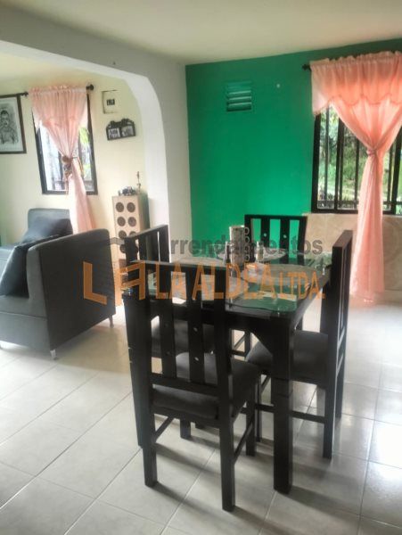 Casa en venta Antioquia Itagüí La Aldea 65 m2 Habitaciones 3 Baños 1 Garajes 0 Precio $250000000