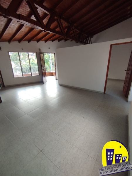 Casa en arriendo Antioquia Medellín Caicedo 70 m2 Habitaciones 2 Baños 1 Garajes 0 Precio $1600000