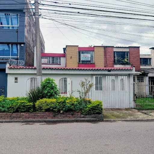 Casa en venta Cundinamarca Bogotá Santa Cecilia 206 m2 Habitaciones 4 Baños 2 Garajes 1 Precio $1000000000