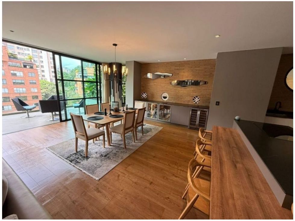 Apartamento en venta Antioquia Medellín Medellín 250 m2 Habitaciones 3 Baños 4 Garajes 3 Precio $2800000000