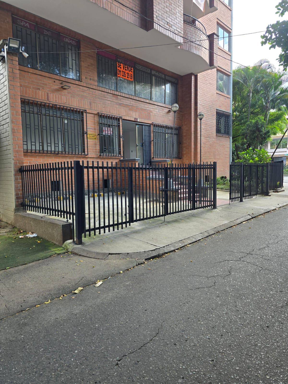 Local en venta Antioquia Medellín Calle Nueva 149 m2 Habitaciones 0 Baños 3 Garajes 2 Precio $780000000