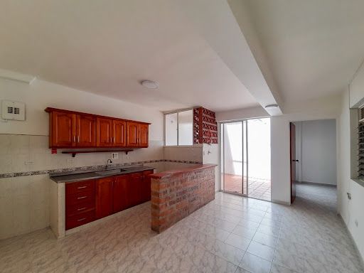 Apartamento en arriendo Antioquia Envigado Las Flores 80 m2 Habitaciones 2 Baños 1 Garajes 0 Precio $2200000